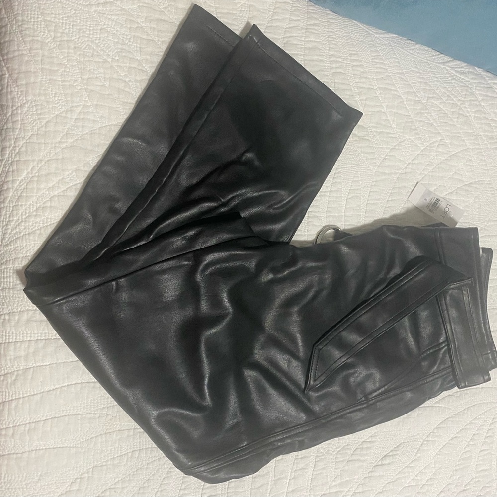 Ann Taylor faux leather belted crop pants